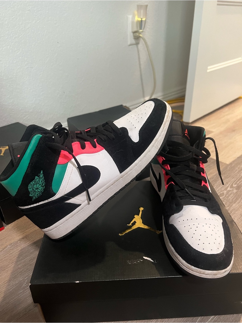 Jordan Mid-Top Sneakers in Black, White & Green